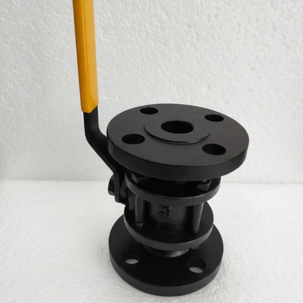 Three Piece Flanged Ball Valve SS304 SS316 B2B industrial supplier India